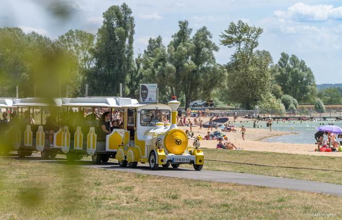 AIRE DE SERVICES CAMPING-CAR DU LAC DE MADINE - HEUDICOURT 4 - Heudicourt-sous-les-Côtes