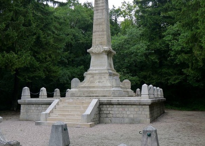 monument_bois_ailly_tranchee_soif_2.JPG